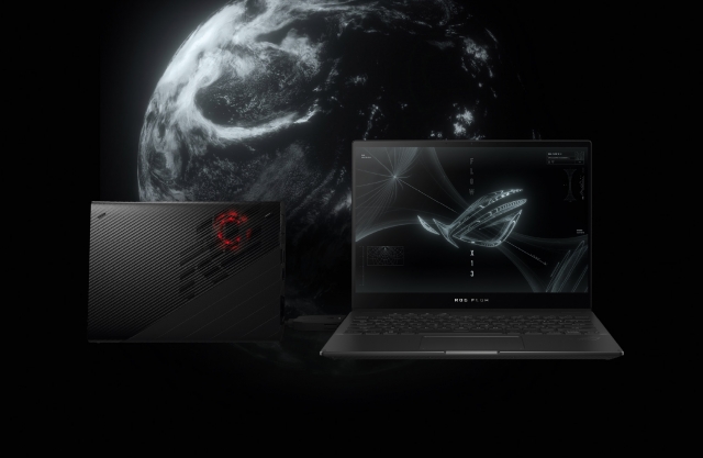 ASUS ROG Flow X13 laptop-transformer with graphics station